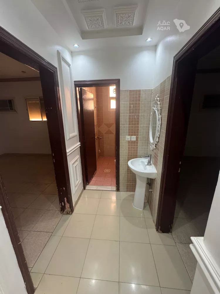 دور للإيجار في شارع عين العزيزية, حي المونسية, مدينة الرياض, منطقة الرياض 9