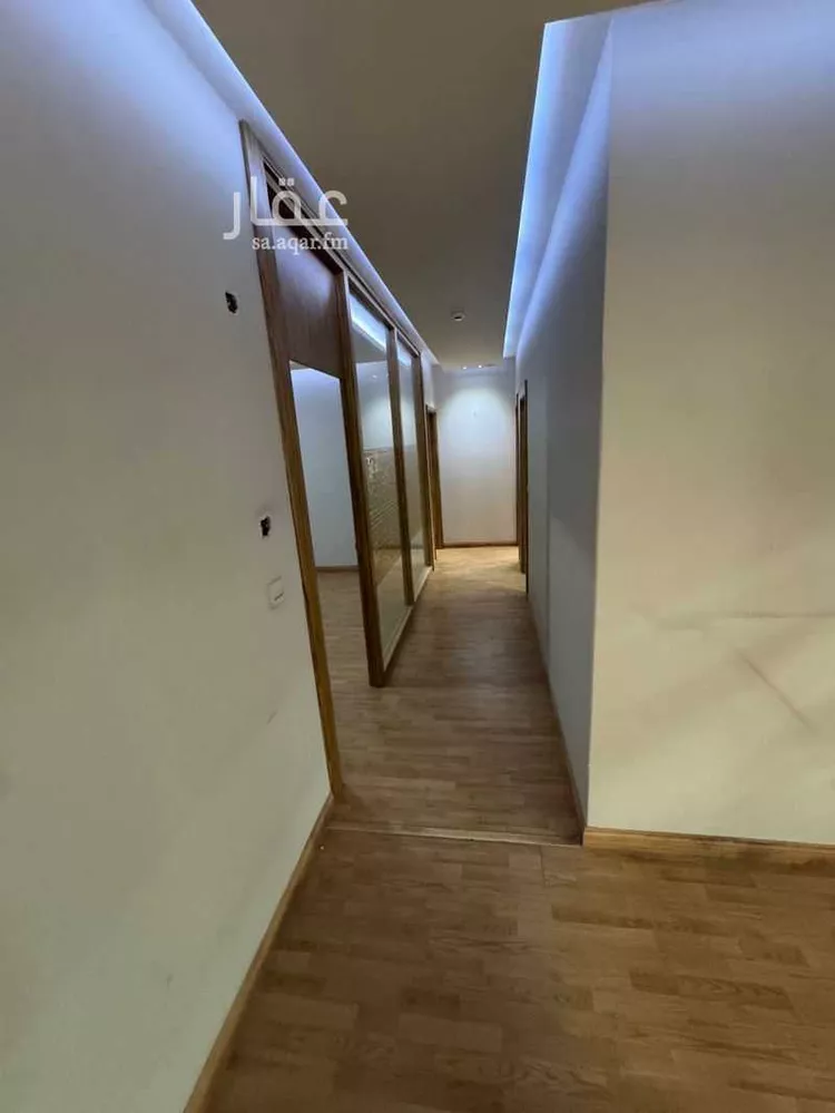 Commercial Office for Rent in Riyadh Al Wurud صورة 4