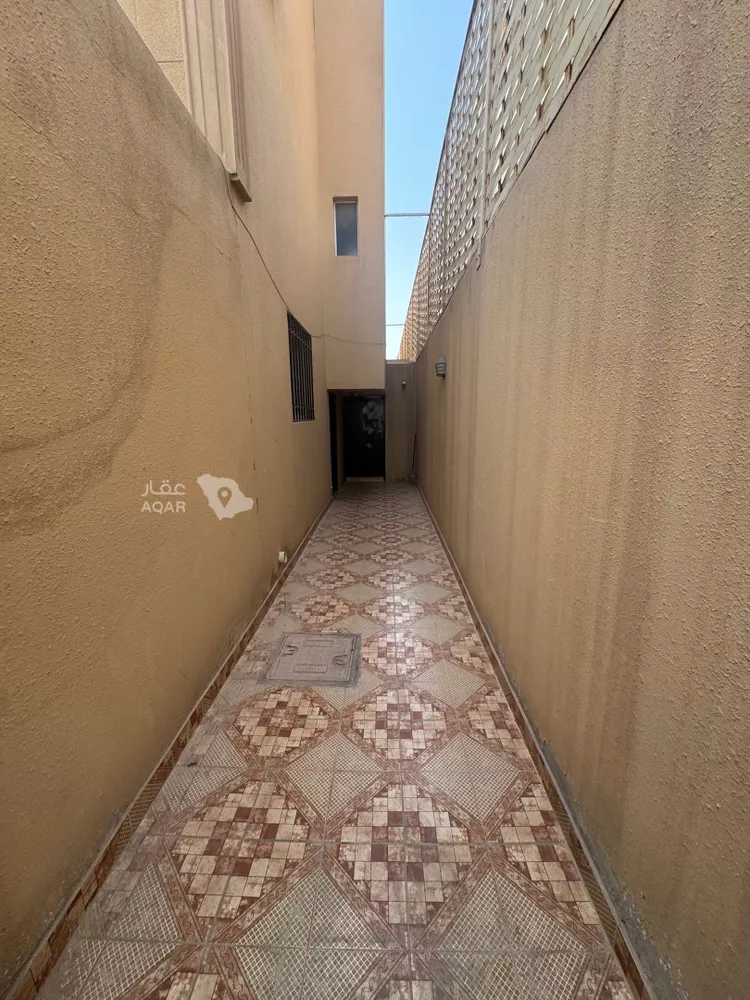 دور للإيجار في شارع عين العزيزية, حي المونسية, مدينة الرياض, منطقة الرياض 2