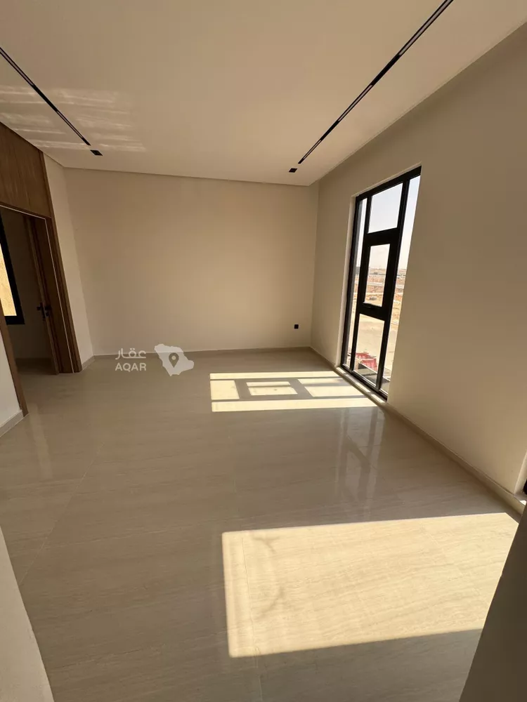 Floor for Sale in Riyadh Ash Sharq 8