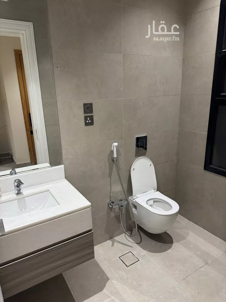 شقة للبيع في شارع ام الورود, حي المعذر الشمالي, مدينة الرياض, منطقة الرياض صورة 5