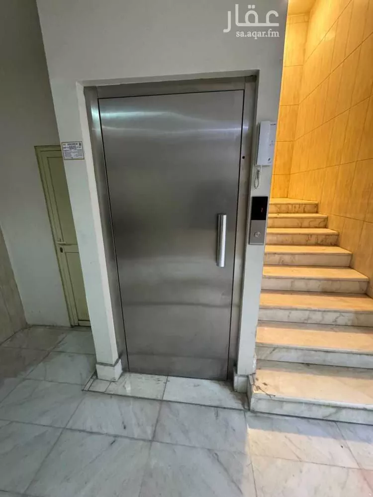 مكتب تجاري للإيجار في شارع ابن سينا, حي المروج, مدينة الرياض, منطقة الرياض صورة 4