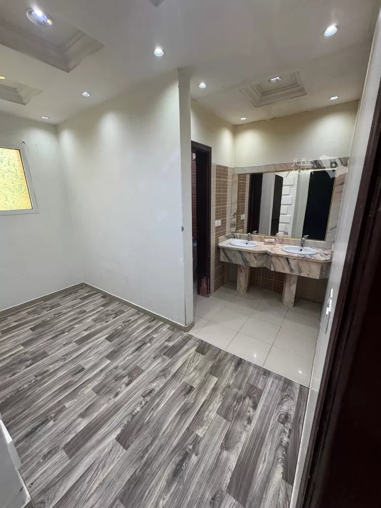 دور للإيجار في شارع عين العزيزية, حي المونسية, مدينة الرياض, منطقة الرياض 8