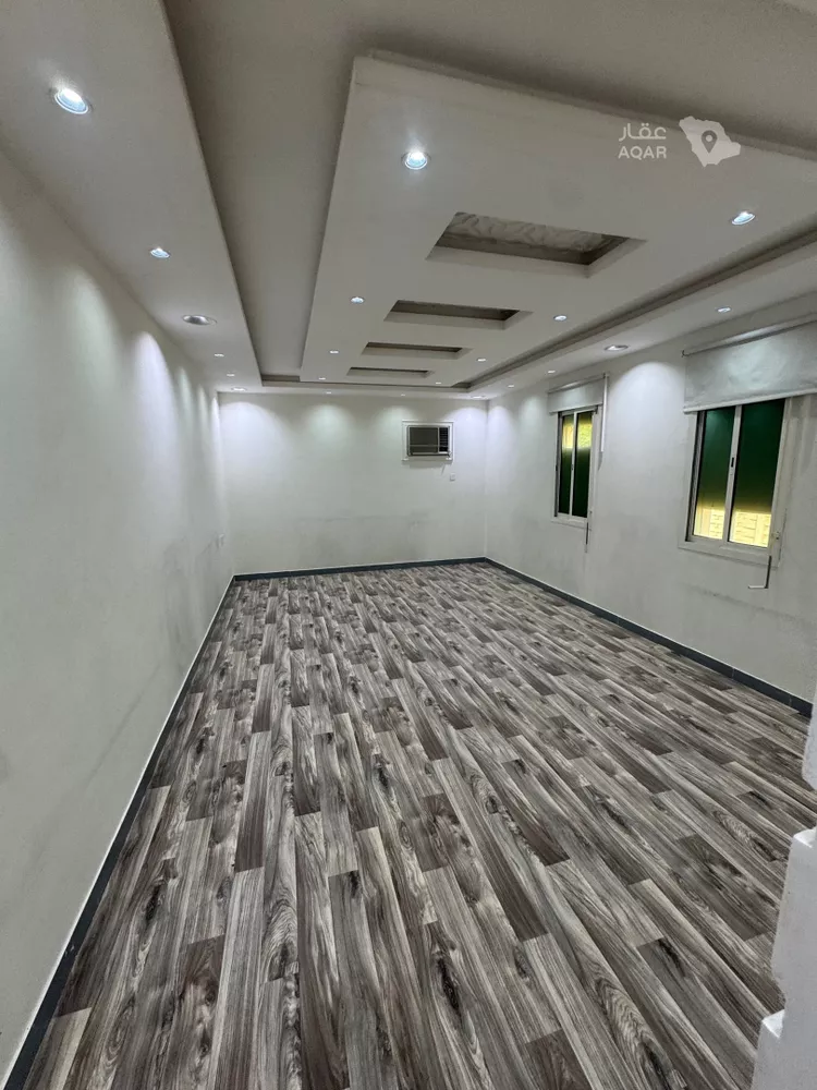 دور للإيجار في شارع عين العزيزية, حي المونسية, مدينة الرياض, منطقة الرياض 7