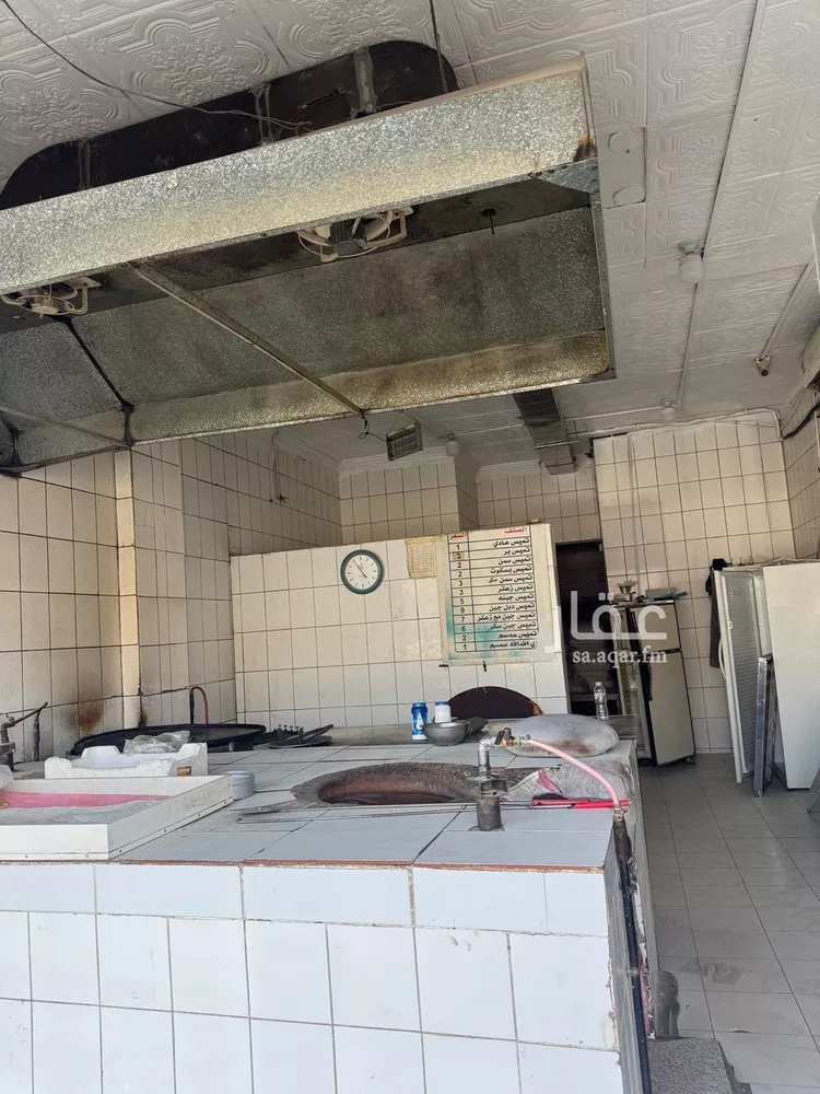 محل للإيجار في شارع تبوك, حي الإزدهار, مدينة الرياض, منطقة الرياض صورة 3