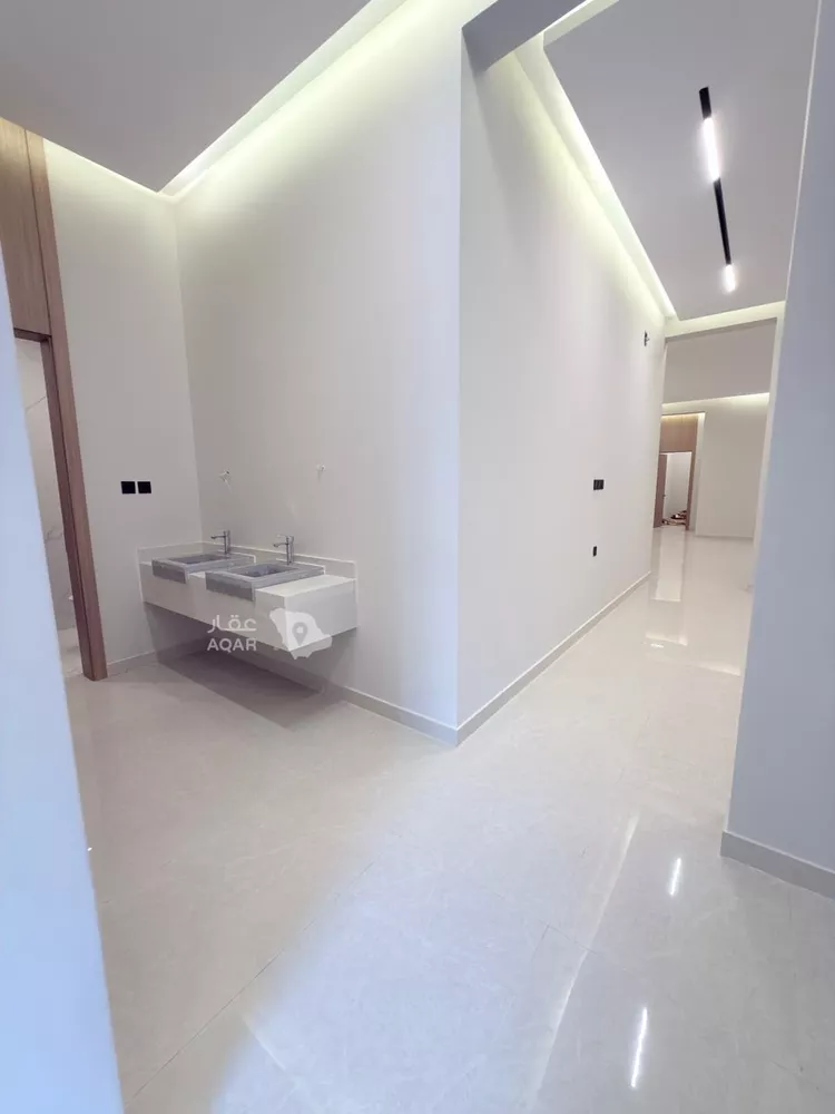 Floor for Rent in Riyadh Ar Rimal صورة 4