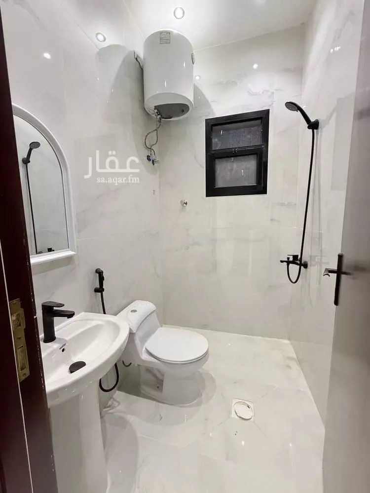 دور للبيع في شارع سليمان بن حبيب, حي البيان, مدينة الرياض, منطقة الرياض صورة 2