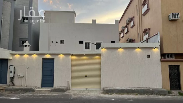 فيلا للبيع في شارع صالح بن عبد الواحد, حي الخنق, مدينة احد رفيدة - الخنق, منطقة عسير