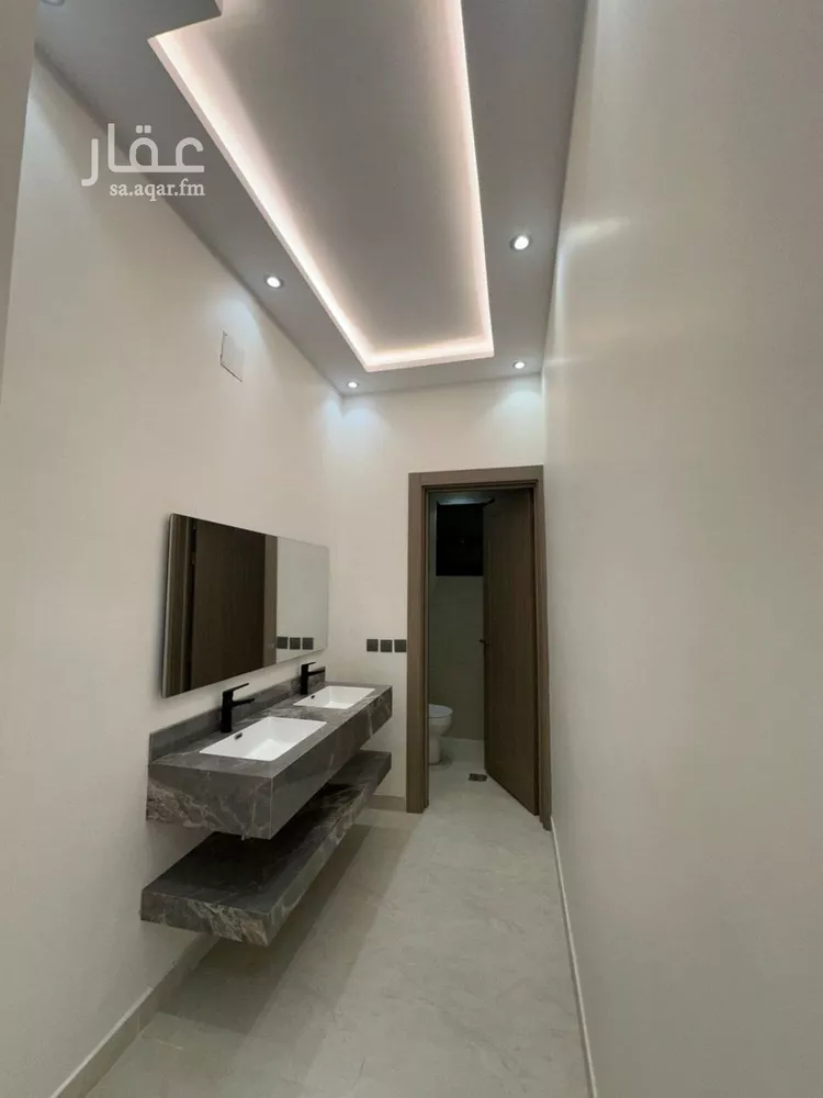 فيلا للإيجار في شارع أحمد بن عجلان, حي القيروان, مدينة الرياض, منطقة الرياض صورة 2