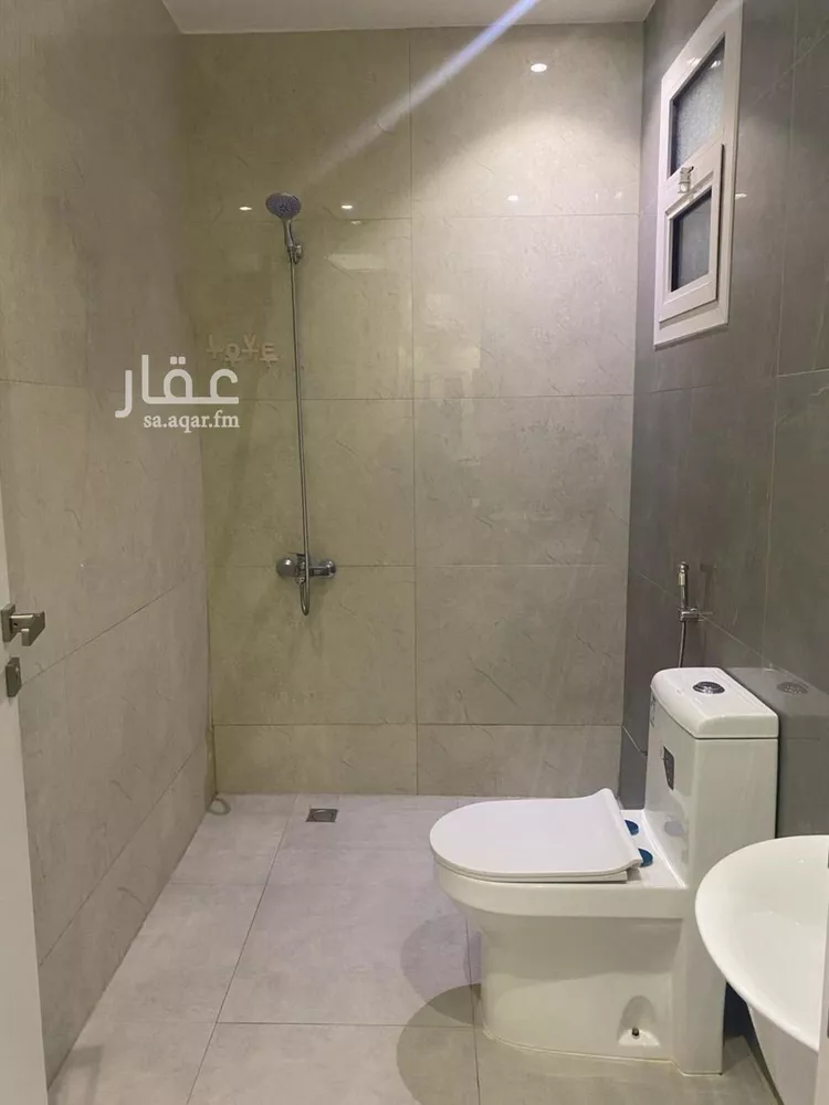 شقة للإيجار في شارع رقم 384, حي الملقا, مدينة الرياض, منطقة الرياض صورة 5