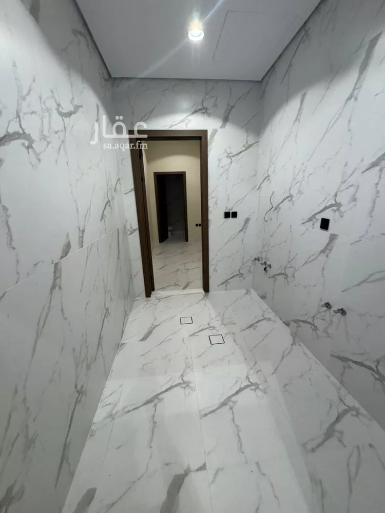 فيلا للبيع في شارع رقم 528, حي الملقا, مدينة الرياض, منطقة الرياض صورة 3