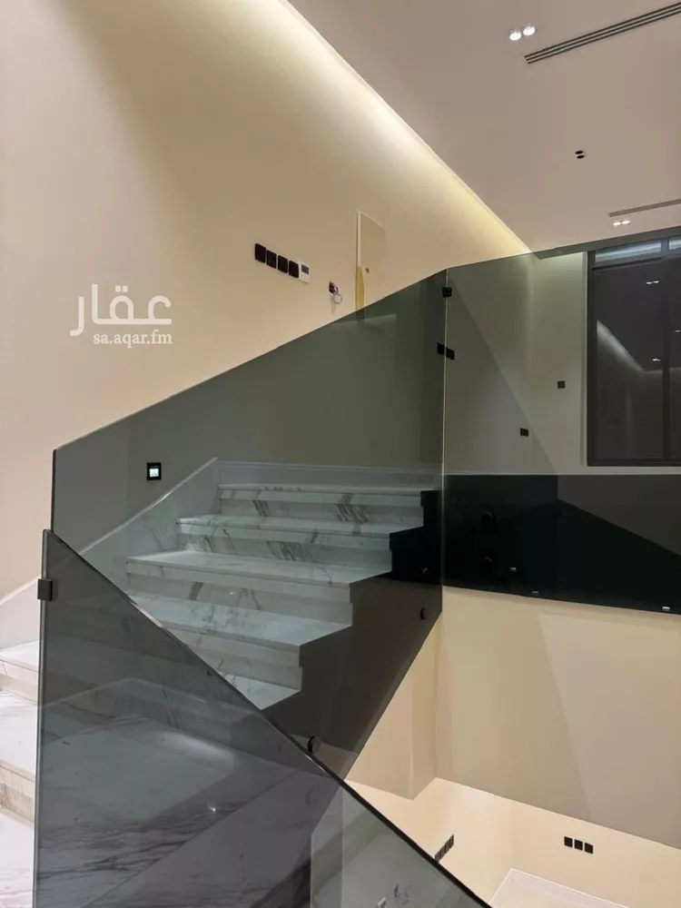 فيلا للبيع في شارع رقم 528, حي الملقا, مدينة الرياض, منطقة الرياض 9