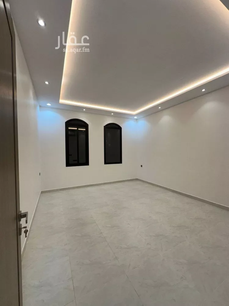 فيلا للإيجار في شارع أحمد بن عجلان, حي القيروان, مدينة الرياض, منطقة الرياض صورة 5
