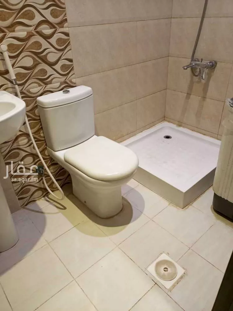 شقة للإيجار في شارع أبو الحسن التميمى, حي الصفاء, مدينة جدة, منطقة مكة المكرمة صورة 3