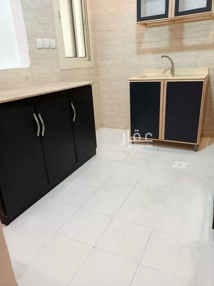 شقة للإيجار في شارع أبو الحسن التميمى, حي الصفاء, مدينة جدة, منطقة مكة المكرمة صورة 4