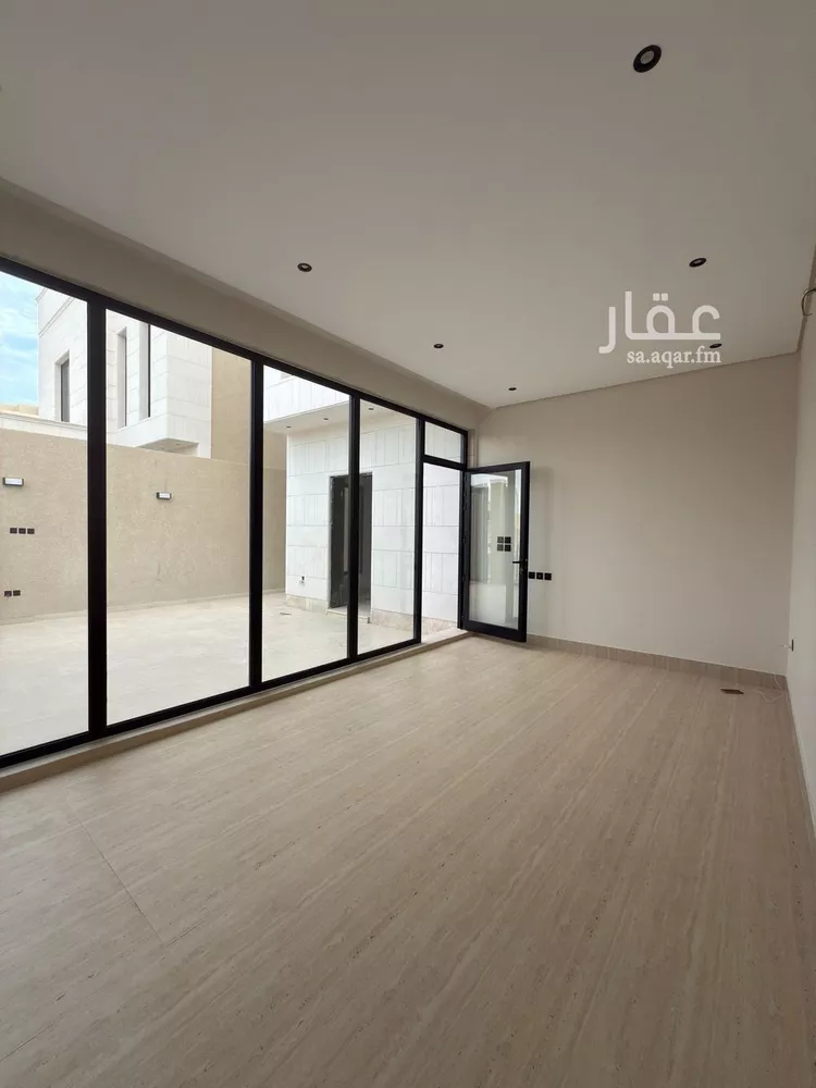 فيلا للبيع في شارع عبدالكريم قاضي خان, حي طويق, مدينة الرياض, منطقة الرياض صورة 5