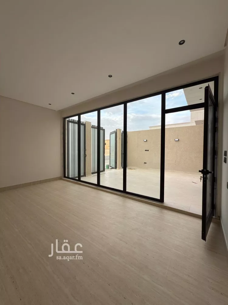 فيلا للبيع في شارع عبدالكريم قاضي خان, حي طويق, مدينة الرياض, منطقة الرياض صورة 4