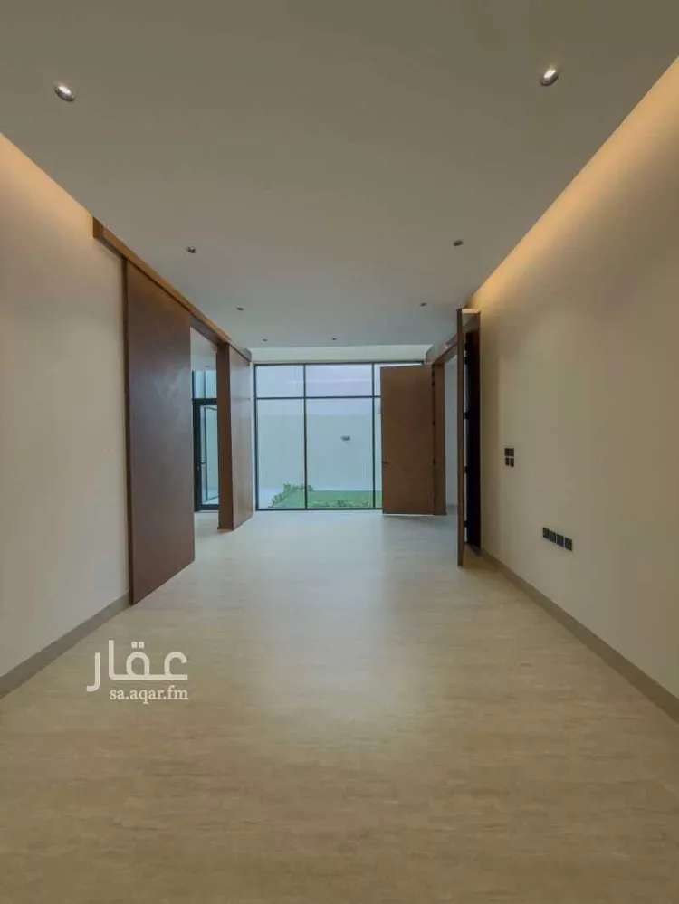 فيلا للبيع في شارع أبي الفتوح الطوسي, حي المهدية, مدينة الرياض, منطقة الرياض 11
