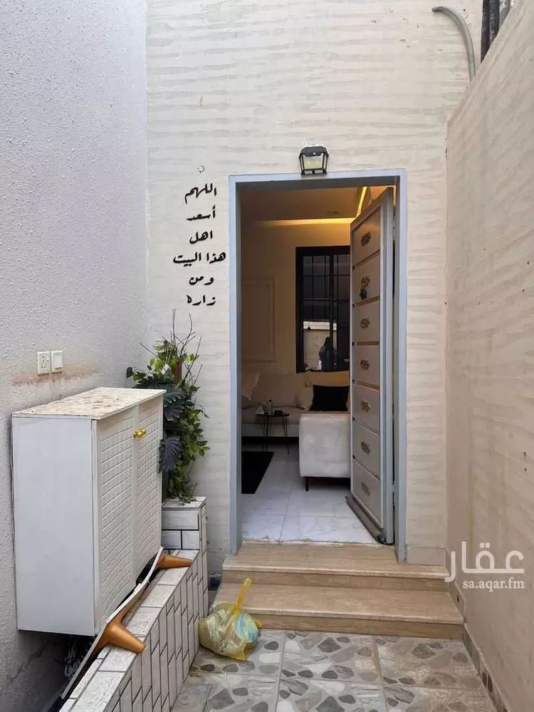 دور للإيجار في شارع عمر بن جميع, حي العزيزية, مدينة الرياض, منطقة الرياض صورة 4