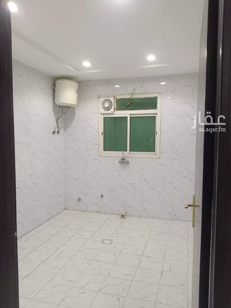 شقة للإيجار في شارع الربيه, حي العزيزية, مدينة الرياض, منطقة الرياض 8