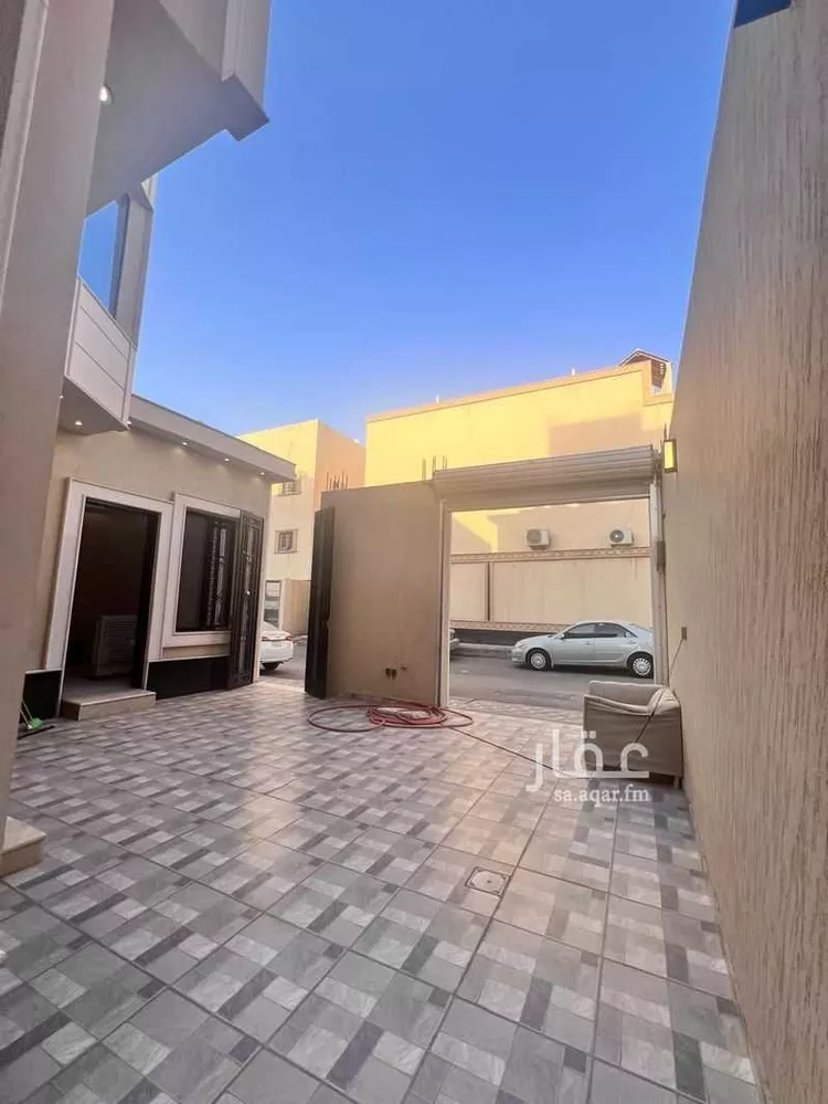 Floor for Sale in Riyadh Ad Dar Al Baida صورة 4