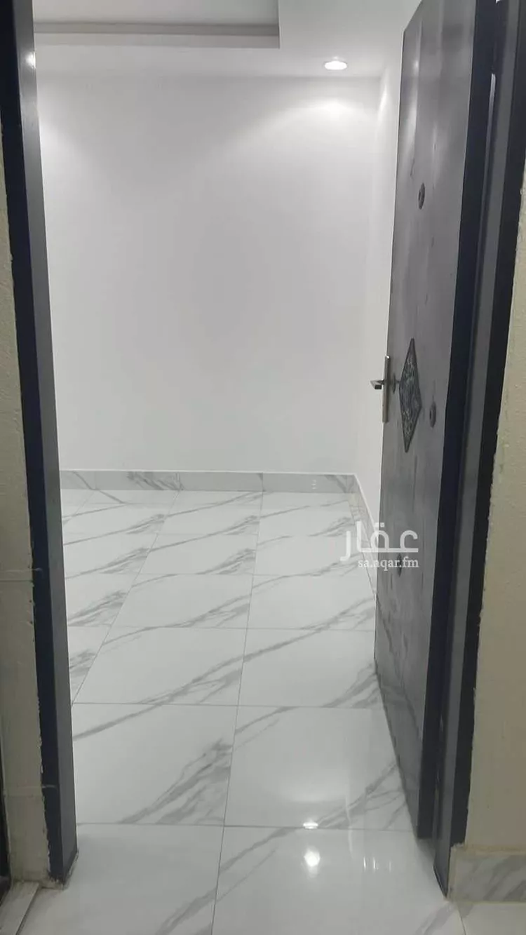 شقة للإيجار في شارع الربيه, حي العزيزية, مدينة الرياض, منطقة الرياض 13