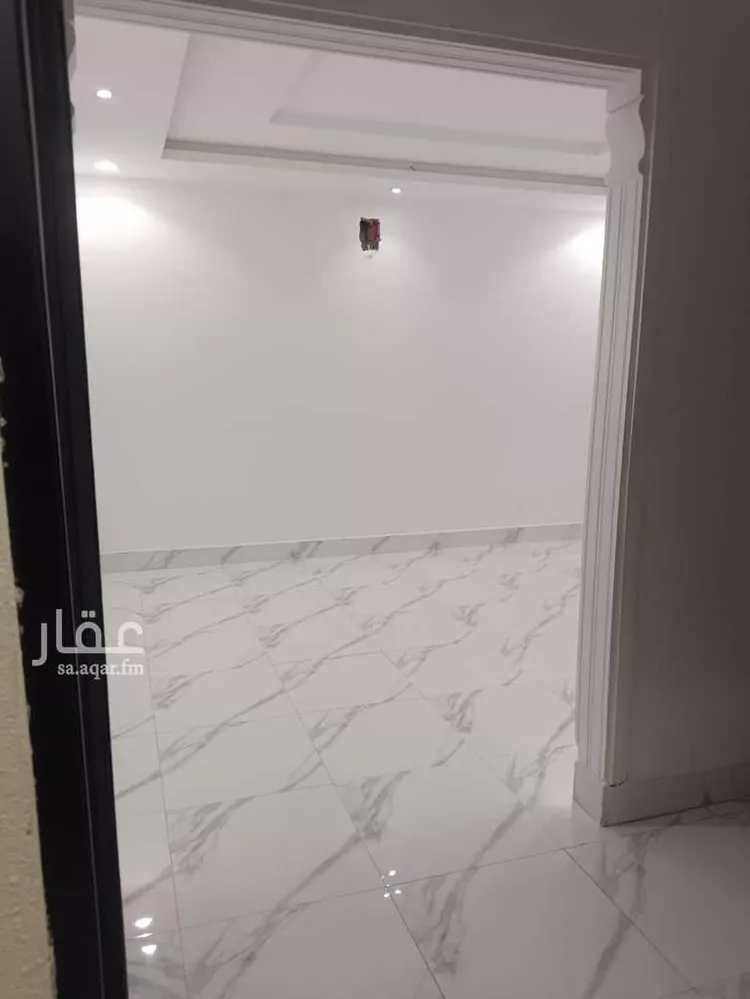 شقة للإيجار في شارع الربيه, حي العزيزية, مدينة الرياض, منطقة الرياض 18