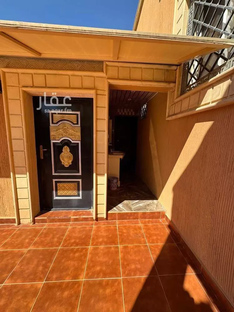 فيلا للبيع في شارع ابي نصر الضرير, حي شمال التضامن, مدينة خميس مشيط, منطقة عسير 8