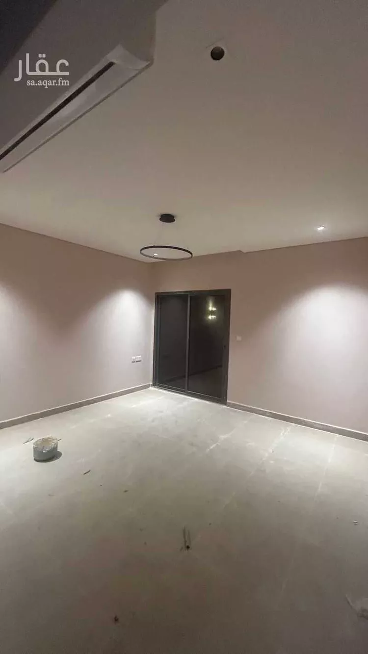 فيلا للإيجار في شارع داوود العطار ، حي مطار الملك خالد الدولي ، الرياض ، منطقة الرياض صورة 4