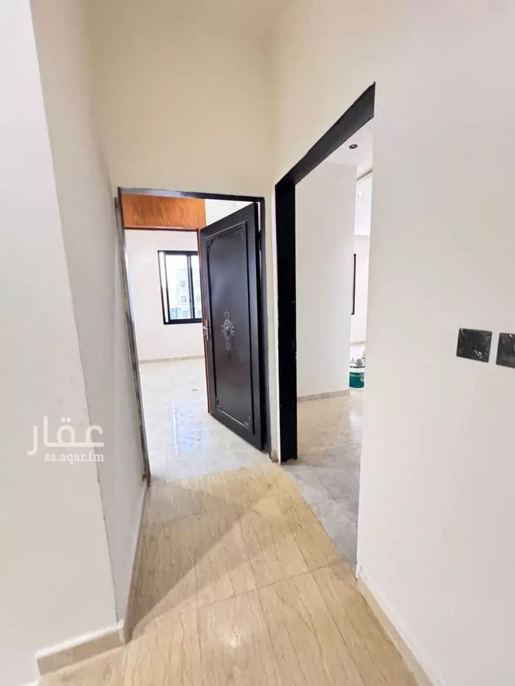 دور للبيع في شارع عثمان بن صدقة, حي طويق, مدينة الرياض, منطقة الرياض صورة 5