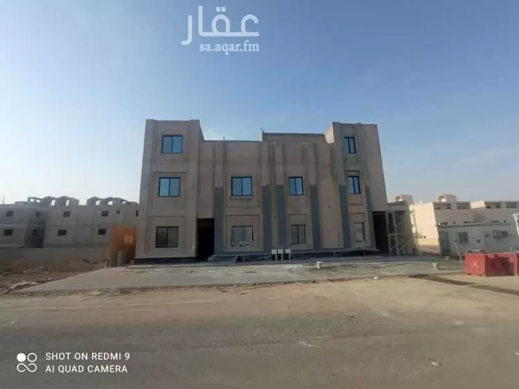فيلا للبيع في شارع رقم 208, حي ظهرة لبن, مدينة الرياض, منطقة الرياض صورة 2