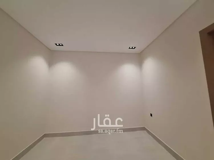 فيلا للبيع في شارع الربيدي, حي العريجاء الغربي, مدينة الرياض, منطقة الرياض صورة 4