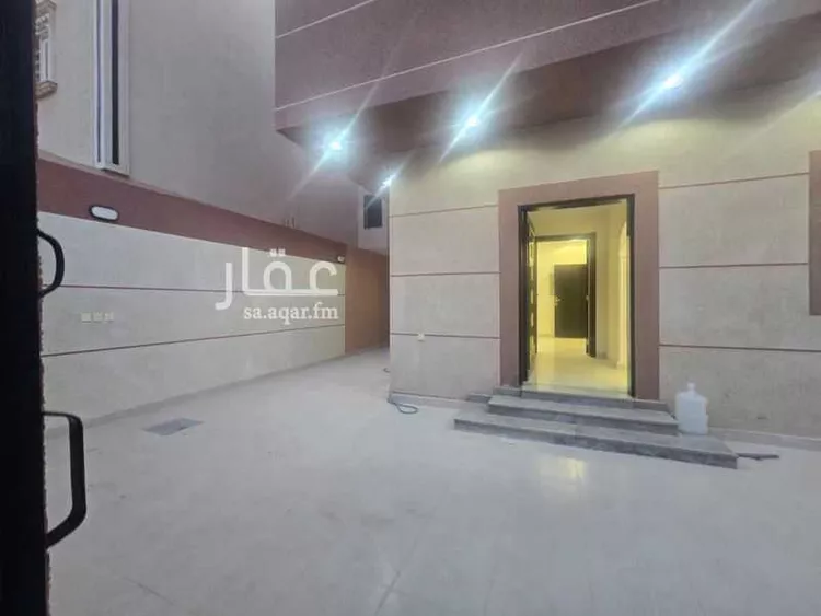 فيلا للبيع في شارع رقم 242, حي ظهرة لبن, مدينة الرياض, منطقة الرياض صورة 4