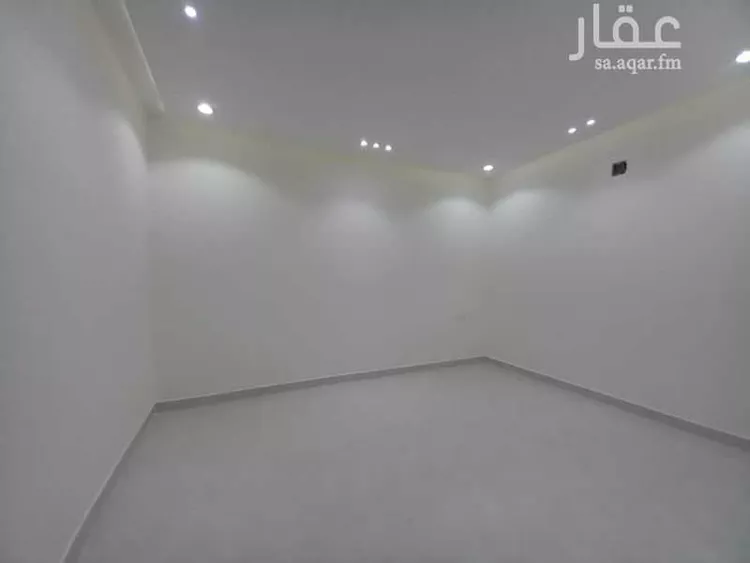 دور للبيع في شارع يوسف بن النحوي, حي العريجاء الغربي, مدينة الرياض, منطقة الرياض صورة 3