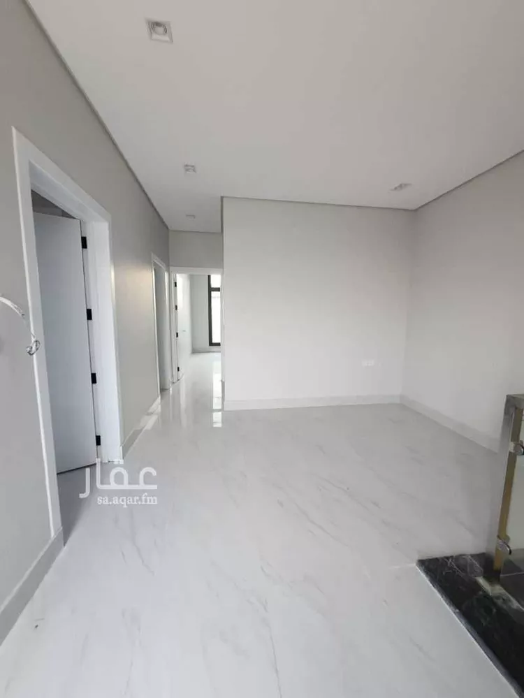 Floor for Sale in Riyadh Al Uraija Al Gharbiyah صورة 2