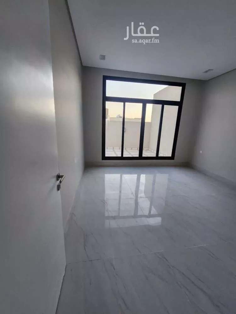 Floor for Sale in Riyadh Al Uraija Al Gharbiyah صورة 3