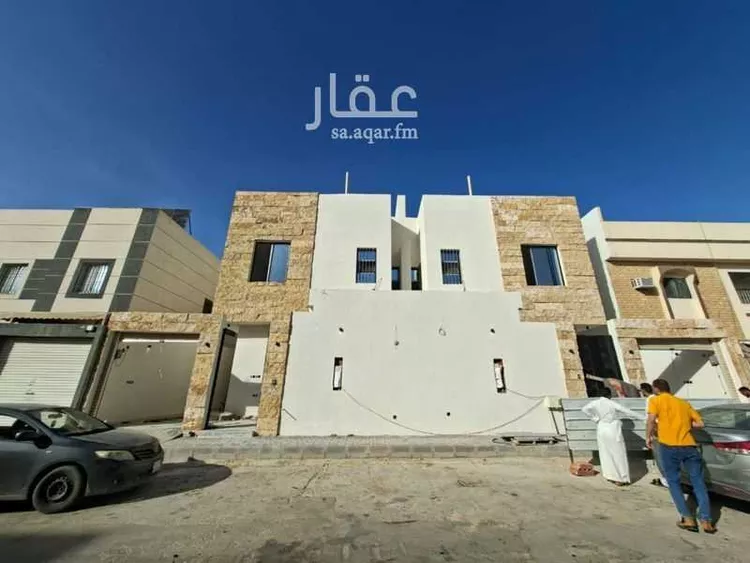 فيلا للبيع في شارع أبي عبدالرحمن بن حامد, حي العريجاء الأوسط, مدينة الرياض, منطقة الرياض