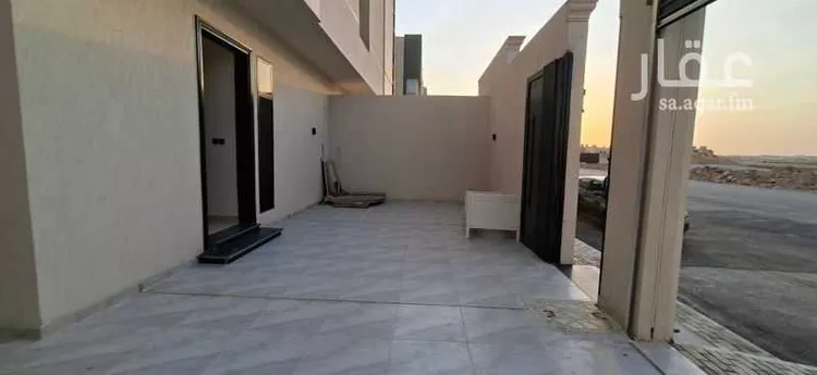 فيلا للبيع في شارع حسين بن عبدالرحمن الجفري, حي العوالي, مدينة الرياض, منطقة الرياض صورة 3