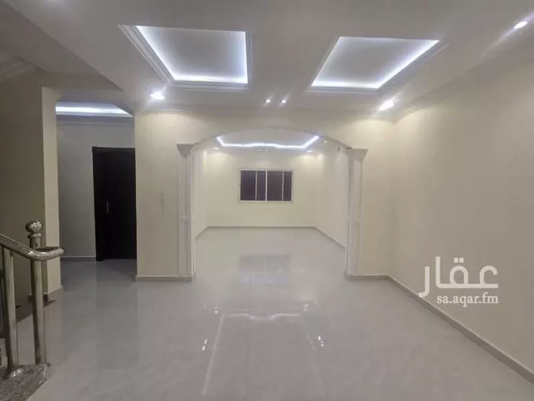 فيلا للبيع في شارع رقم 124, حي ظهرة لبن, مدينة الرياض, منطقة الرياض صورة 4