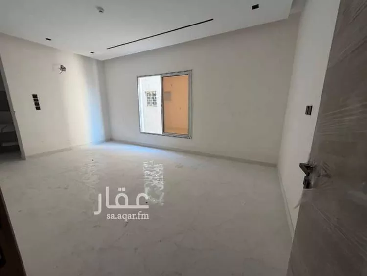 شقة للبيع في شارع ابو البحتري العبدي, حي النور, مدينة الدمام, المنطقة الشرقية 7