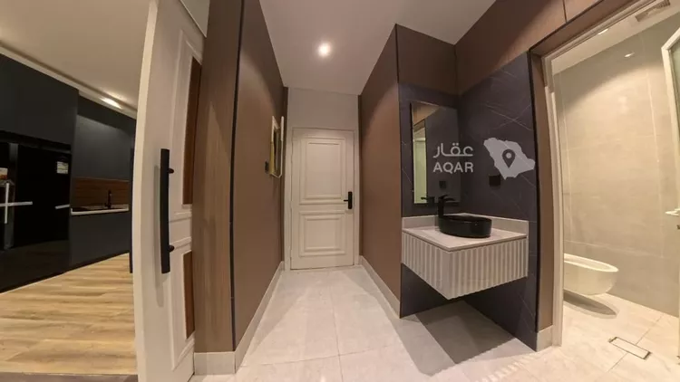 شقة للبيع في شارع القرية العليا, حي الحمراء, مدينة الخبر, المنطقة الشرقية 6