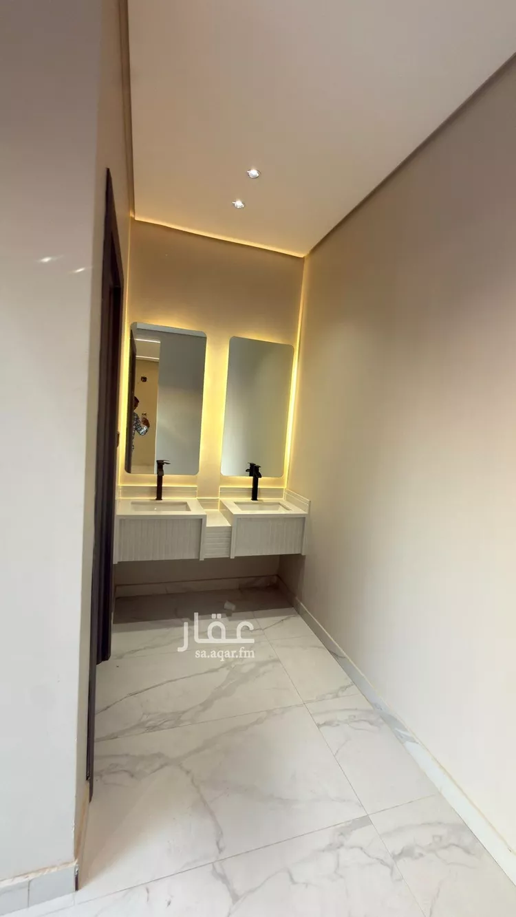 فيلا للبيع في شارع البرج, حي الشعلة, مدينة الدمام, المنطقة الشرقية صورة 4