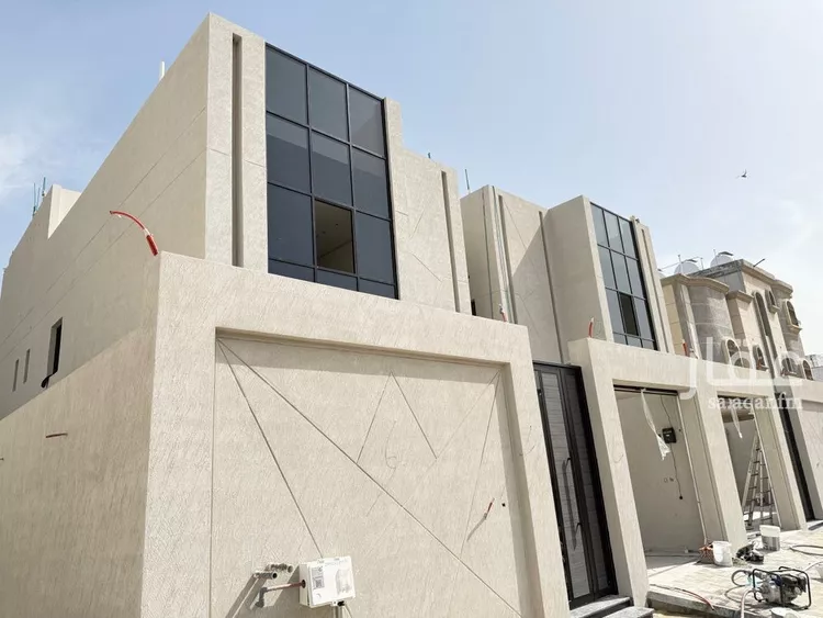 فيلا للبيع في شارع 841 ضاحية الملك فهد, حي ضاحية الملك فهد, مدينة الدمام, المنطقة الشرقية