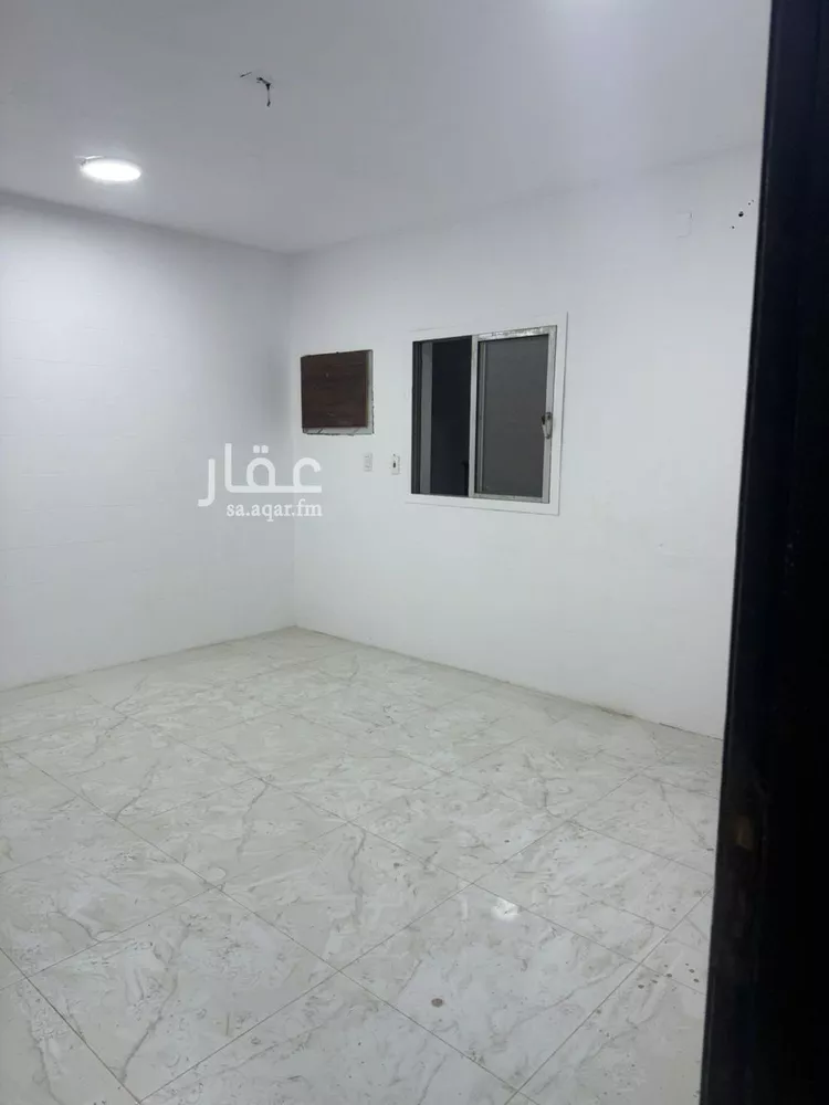 عمارة للإيجار في شارع العاشر, حي الثقبة, مدينة الخبر, المنطقة الشرقية صورة 3