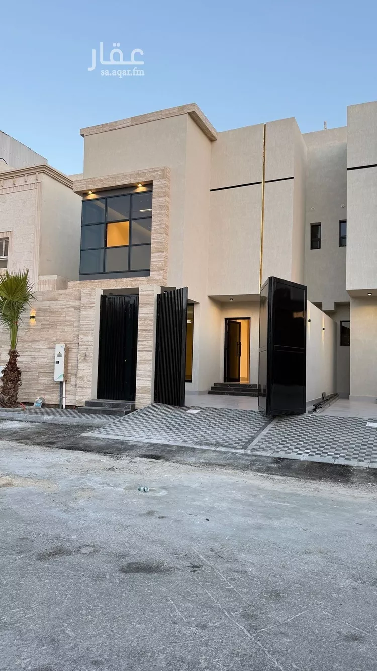 فيلا للبيع في شارع الفضل اليزيدي, حي ضاحية الملك فهد, مدينة الدمام, المنطقة الشرقية صورة 3