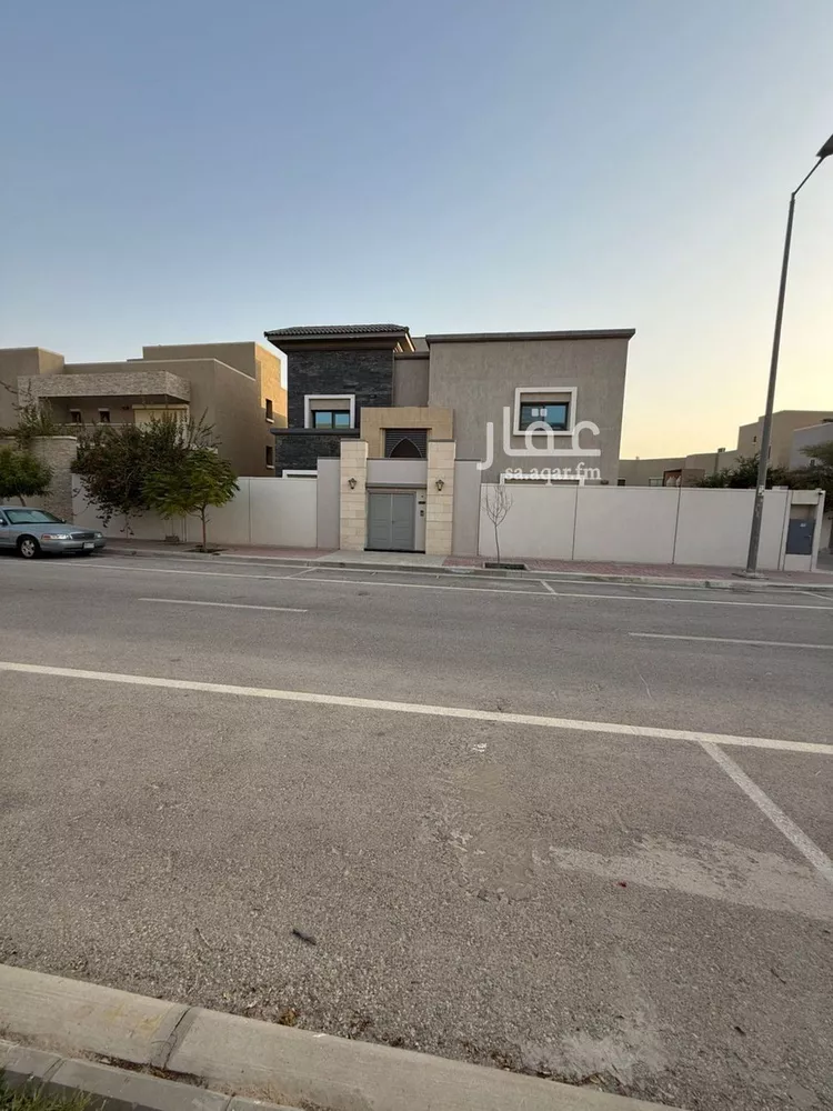 فيلا للبيع في شارع شارع12أ, مدينة الظهران, المنطقة الشرقية