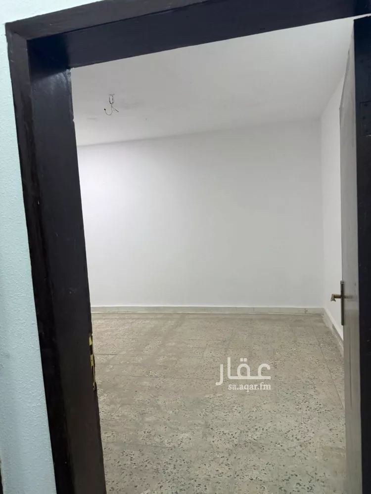 عمارة للإيجار في شارع العاشر, حي الثقبة, مدينة الخبر, المنطقة الشرقية صورة 4