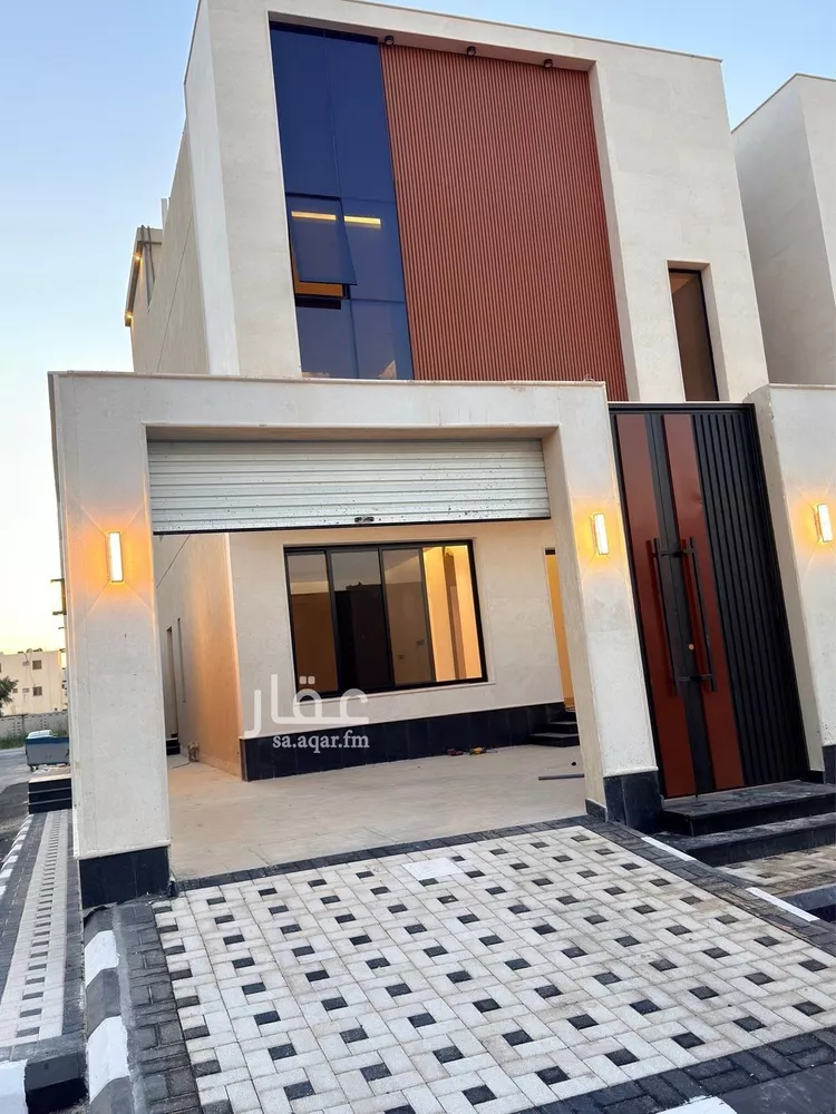 فيلا للبيع في شارع اسماعيل بن ابي المهاجر, حي ضاحية الملك فهد, مدينة الدمام, المنطقة الشرقية صورة 3