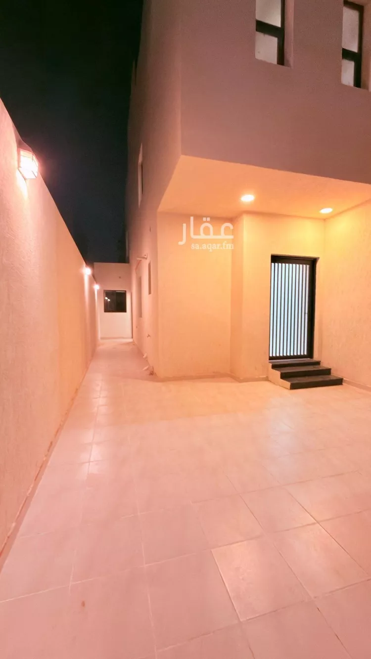 فيلا للبيع في شارع عروة بن ابي ابانة, حي طيبة, مدينة الدمام, المنطقة الشرقية صورة 2
