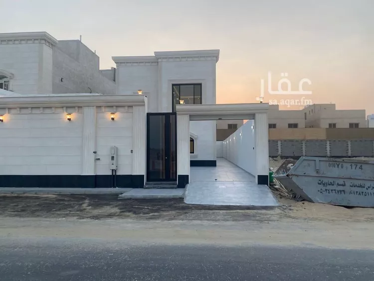 فيلا للبيع في شارع شوالة, حي اللؤلؤ, مدينة الخبر, المنطقة الشرقية
